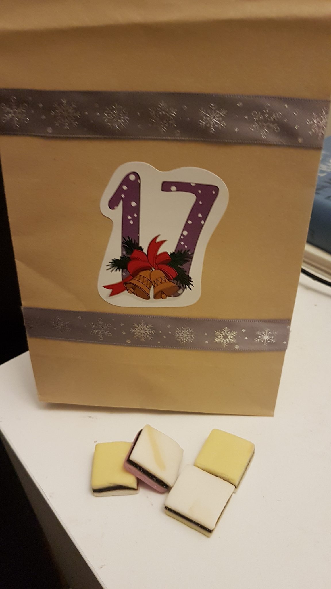 Lakritz Kalender Tag 17 › Ben9.at